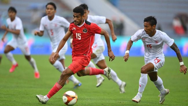 Timnas Garuda beraksi (Foto Antara/Zabur Karuru).