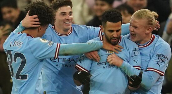 Man-City-berselebrasi-gol-kemenangan-Foto-Skysports.